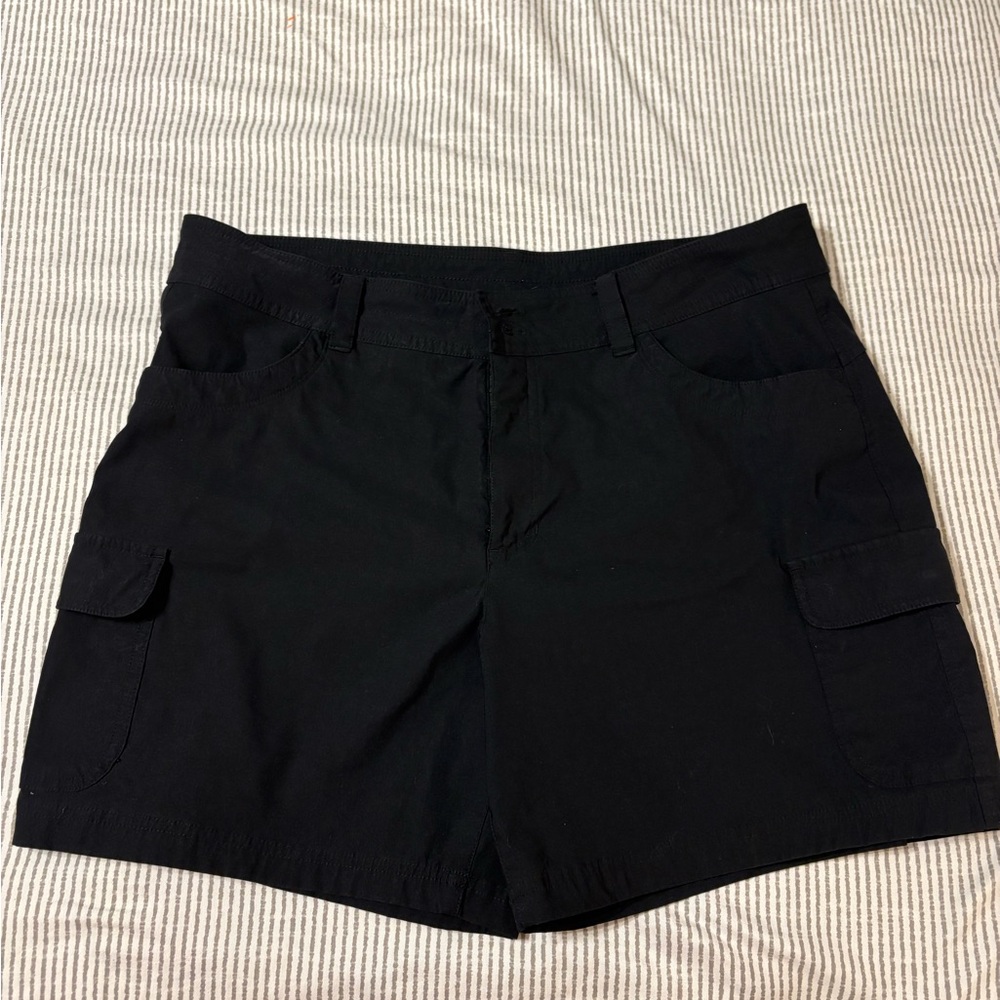 Eddie Bauer‎ Black Cargo Shorts